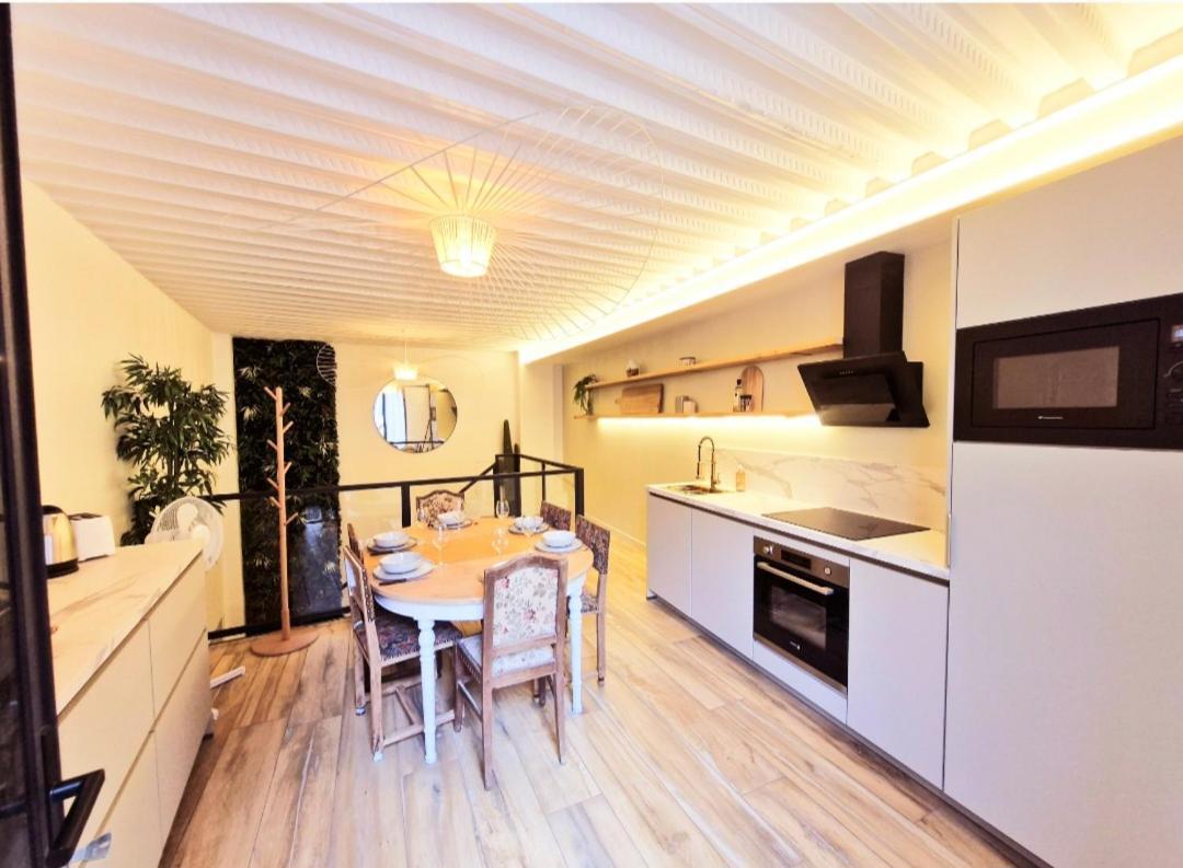 Maison Juliette Clichy Ngoại thất bức ảnh