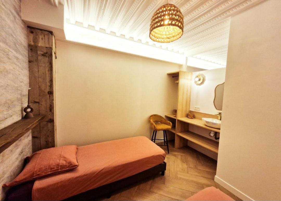 Maison Juliette Clichy Ngoại thất bức ảnh