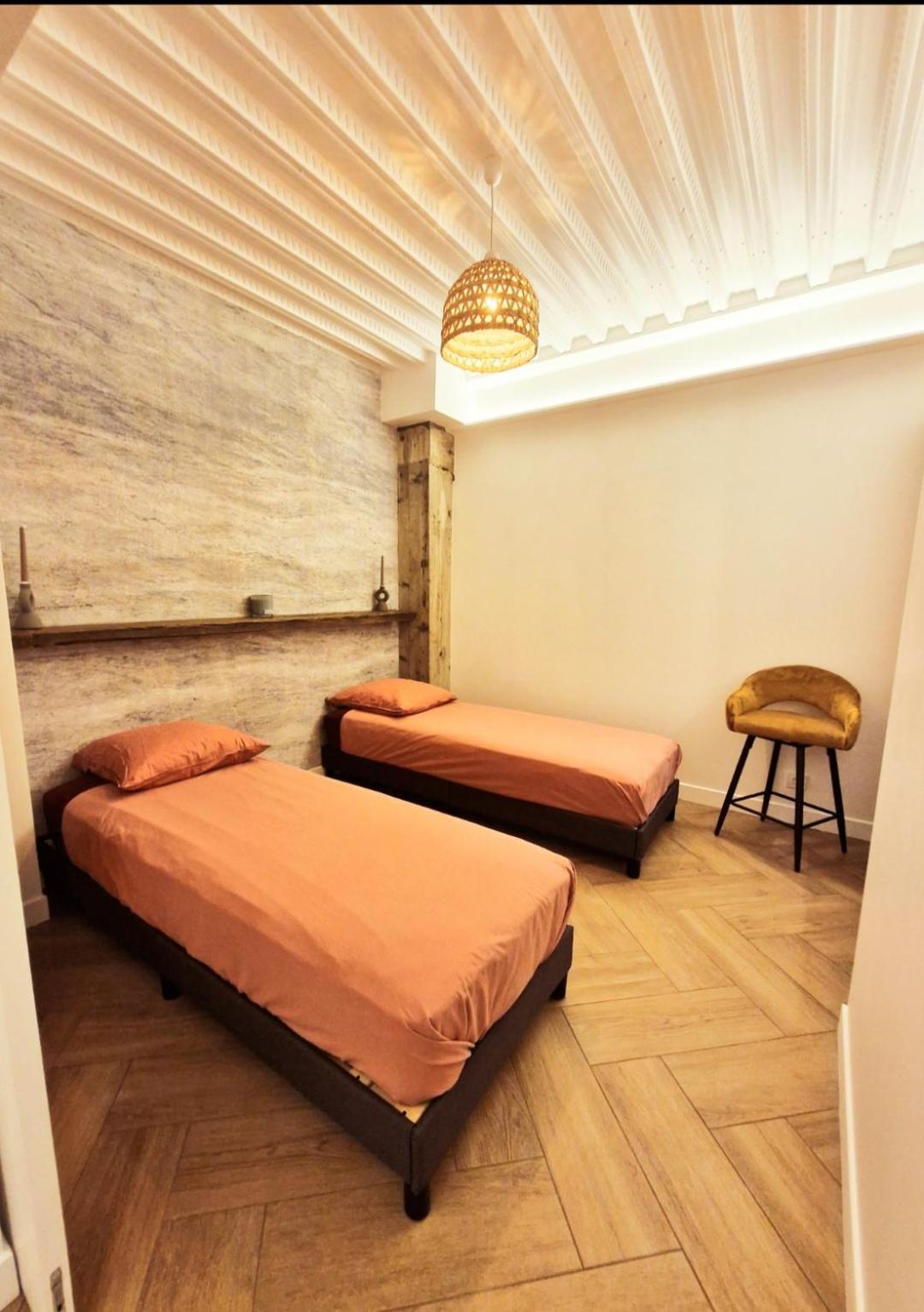 Maison Juliette Clichy Ngoại thất bức ảnh
